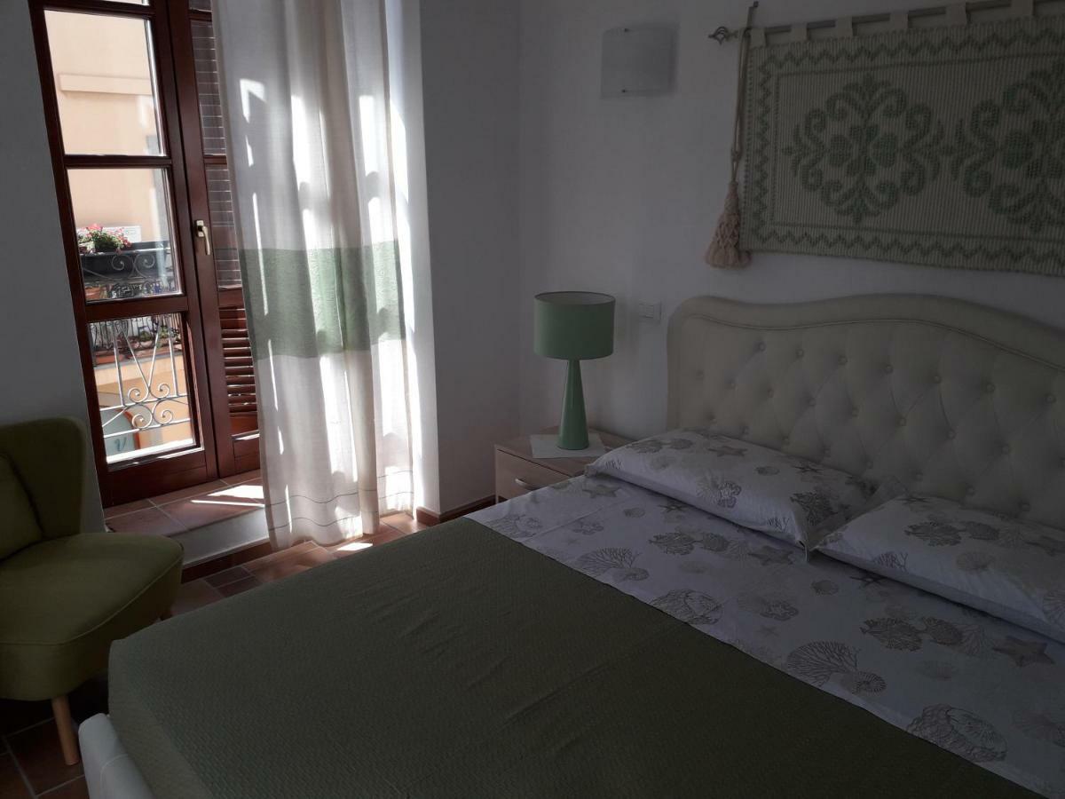 B&B Il Porticciolo Portoscuso Dış mekan fotoğraf